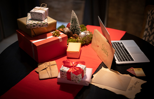 Corporate Gifting Solutions: Building Relationships Through Thoughtful Gifts